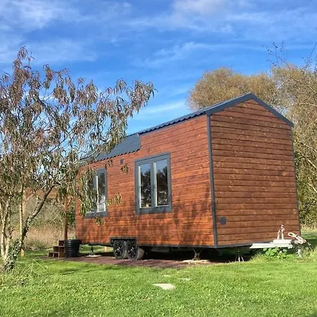 Simples Escales Nuit En Tiny House Les Rosiers