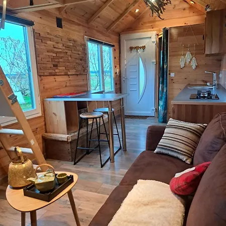 Simples Escales Nuit En Tiny House Les Rosiers